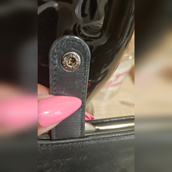 Louis Vuitton Vernis Viennois MV Gris AD Clasp Bifold Wallet - Picture 4 of 15